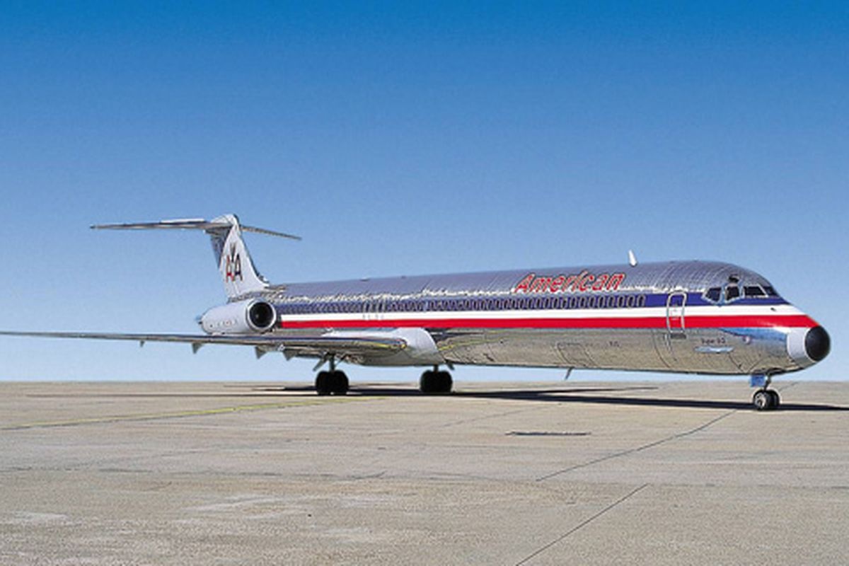 Trời nóng tới mức máy bay không thể cất cánh ảnh 2 Troi nong toi muc may bay khong the cat canh anh 2