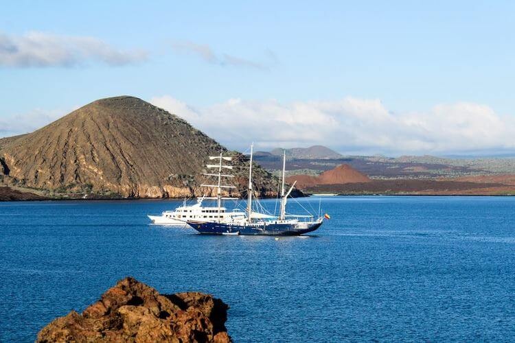 Nhung ky quan thien nhien bi du khach pha huy anh 17