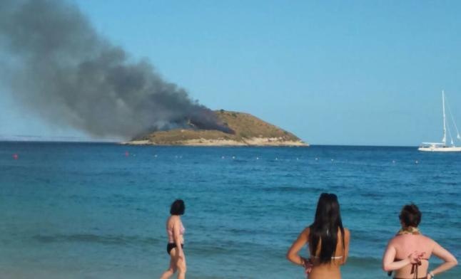 Nhung ky quan thien nhien bi du khach pha huy anh 9