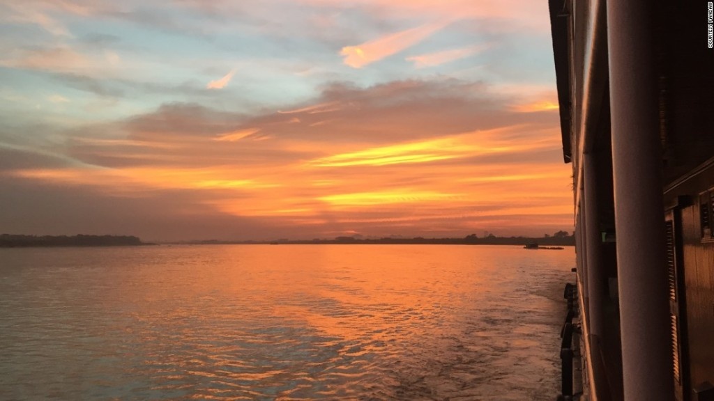 Hanh trinh nghin do nguoc song Hong tren CNN anh 2