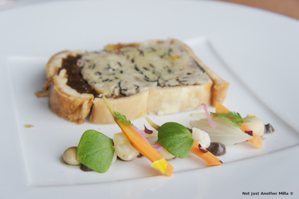 Nha hang tiep don ong Trump tren thap Eiffel anh 8