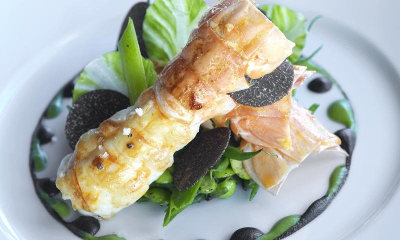 Nha hang tiep don ong Trump tren thap Eiffel anh 9