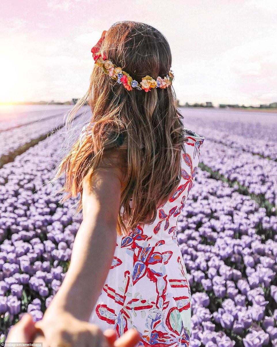 Blogger xinh dep bi vach mat “song ao” o diem den noi tieng anh 11