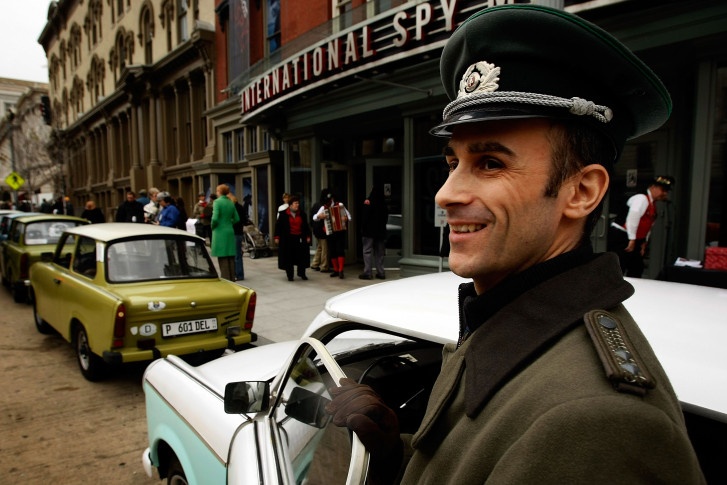 Tro choi can nao va xe cua James Bond o bao tang gian diep My anh 17