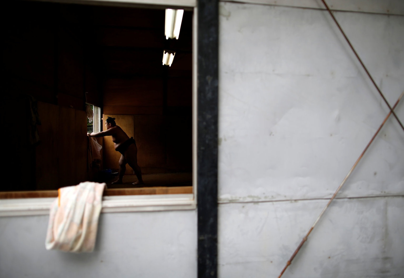 Cuoc song chat vat cua vo si sumo thoi hien dai anh 16