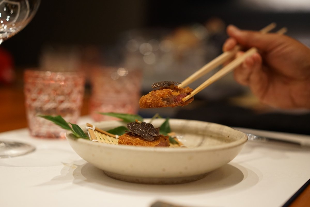 Nha hang Nhat Ban cho ty phu cong nghe anh 18