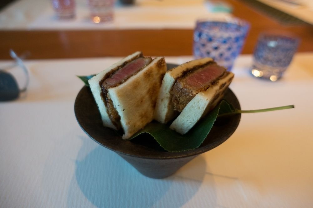 Nha hang Nhat Ban cho ty phu cong nghe anh 6