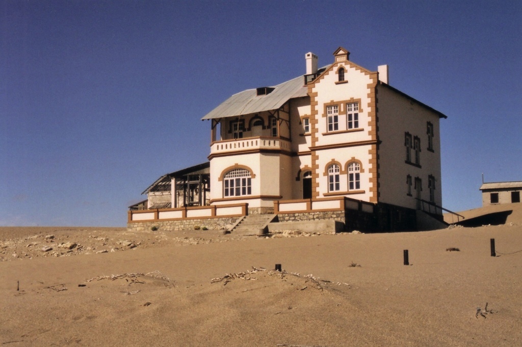 Thi tran bo hoang bi sa mac nuot chung anh 4