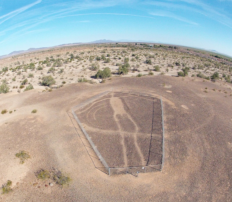 Hinh ve khong lo bi an o sa mac Colorado anh 4