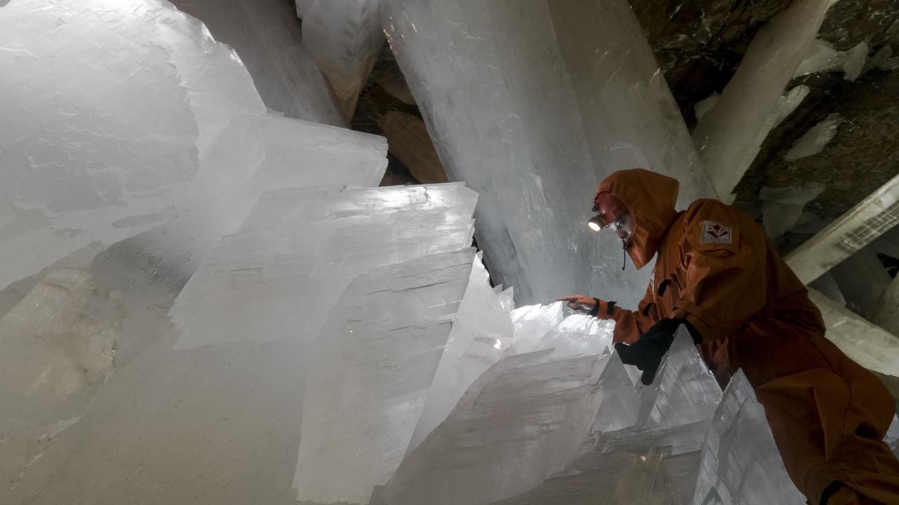 Hang dong pha le khong lo co khong khi day axit anh 6