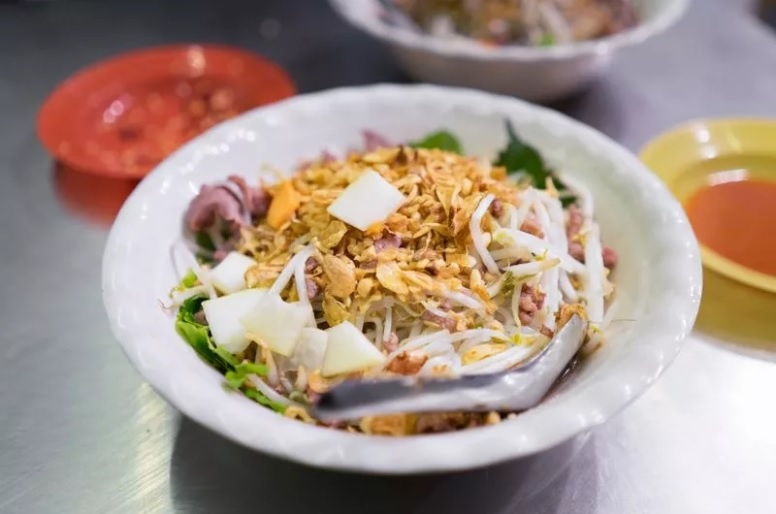 Bao Tay len lich mot toi an choi thu tha o Ha Noi anh 3