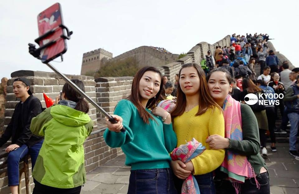 Rung nguoi o cac diem du lich Trung Quoc trong ky nghi 8 ngay hinh anh