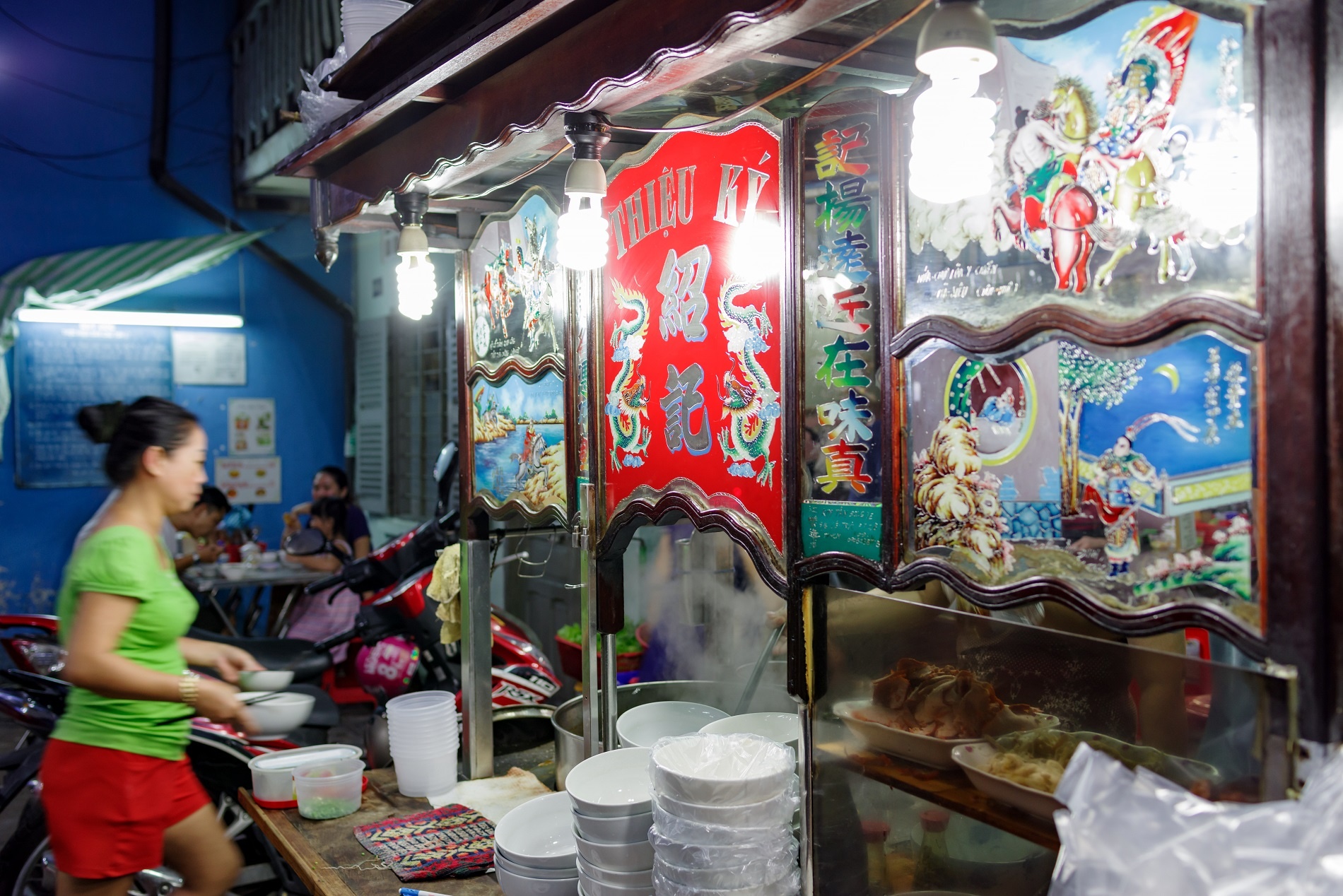 Quan mi 70 nam o pho nguoi Hoa Cho Lon anh 12