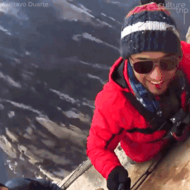 Tuyen duong o do cao chong mat tren dinh Hoa Son hinh anh