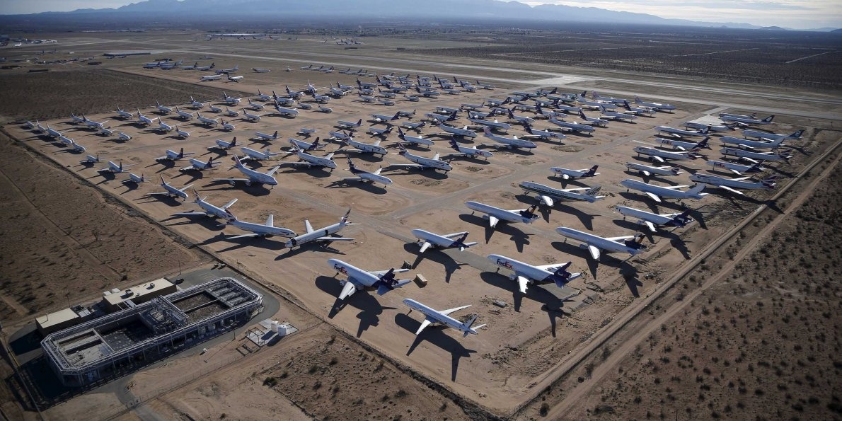 Nhung nghia dia khong lo noi may bay nam cho chet anh 8