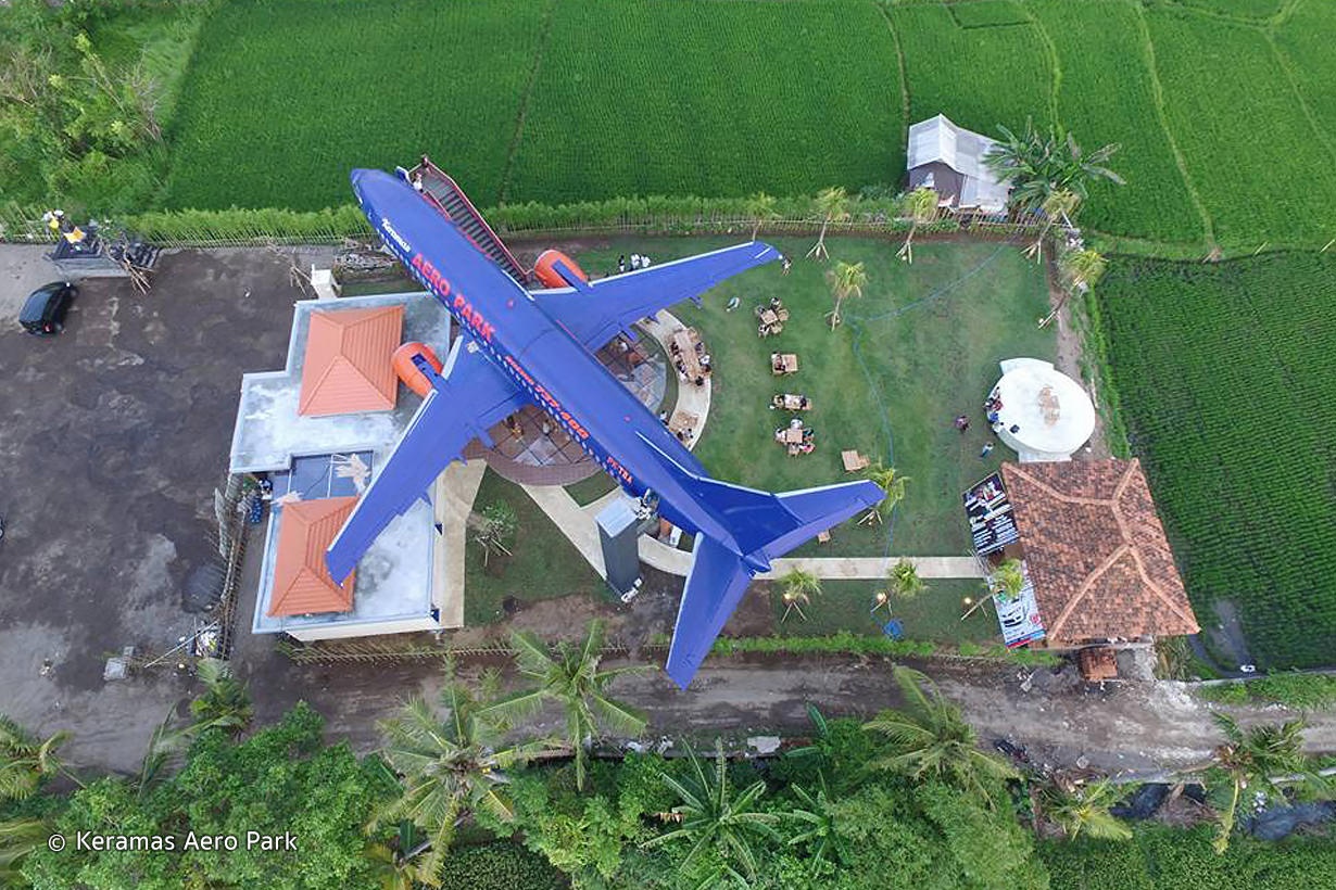 Nha hang trong may bay bi bo roi hinh anh