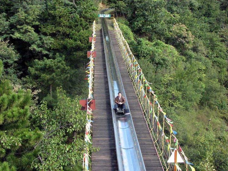 Cach den Van Ly Truong Thanh co mot khong hai hinh anh