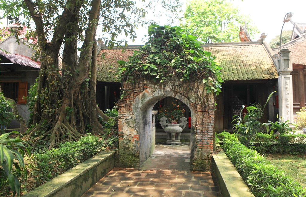 An gi,  choi dau o que tien dao Quang Hai? anh 2