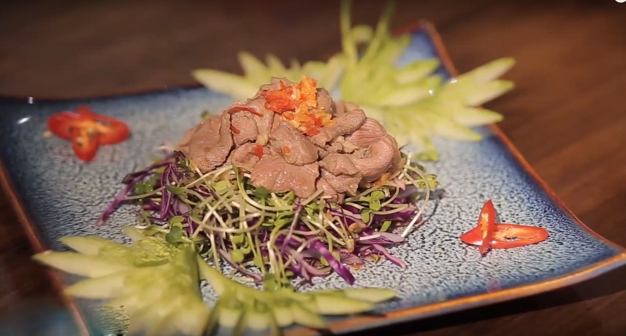 Lam goi bap bo mam cai chi ton 15 phut hinh anh