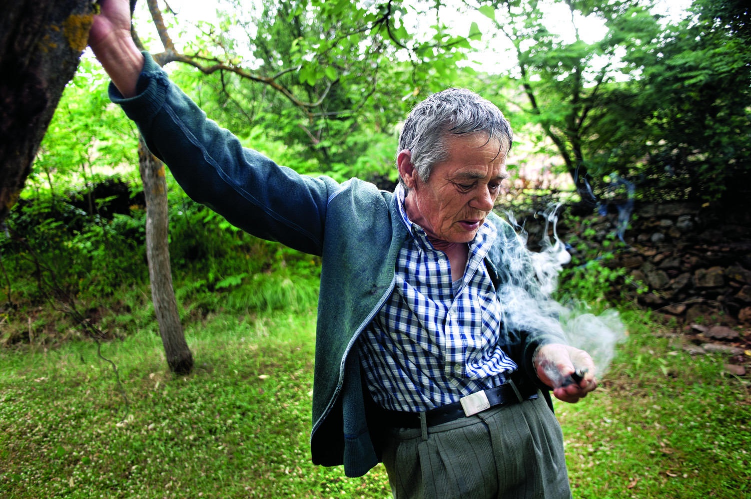 Nhung trinh nu song ca doi nhu nam gioi o Albania anh 1