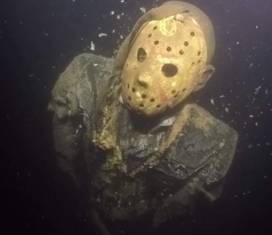 Buc tuong duoi ho khien tho lan so mat via hinh anh