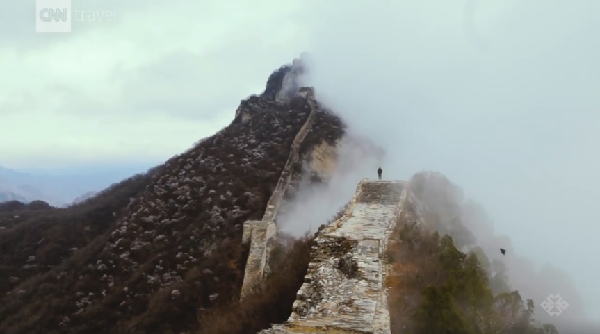 Van Ly Truong Thanh dep nhu tieu thuyet khi hoa no tuyet roi hinh anh