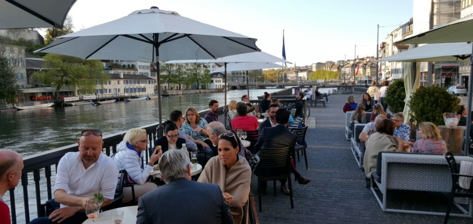 6 noi khong nen di neu co it tien anh 3