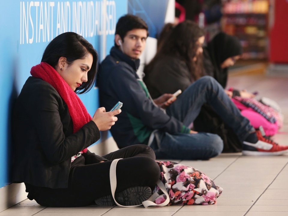 10 thoi quen khong ai ngo lai co hai cho suc khoe anh 10