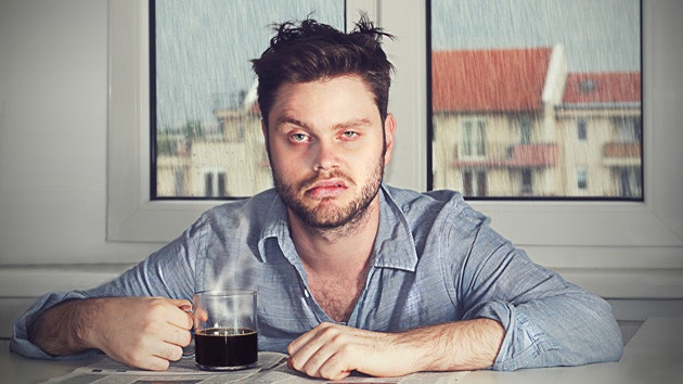 7 dieu khong nen lam ngay khi vua ngu day hinh anh