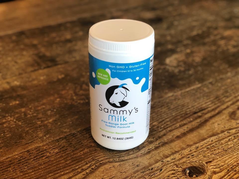 Hai hang sua cong thuc My bi kien vi muc chi cao vot hinh anh