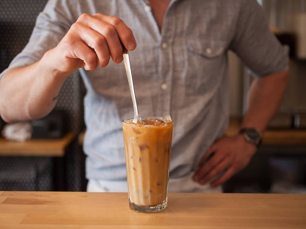 5 thuc cang uong cang khat khi troi nong 40 do C anh 3