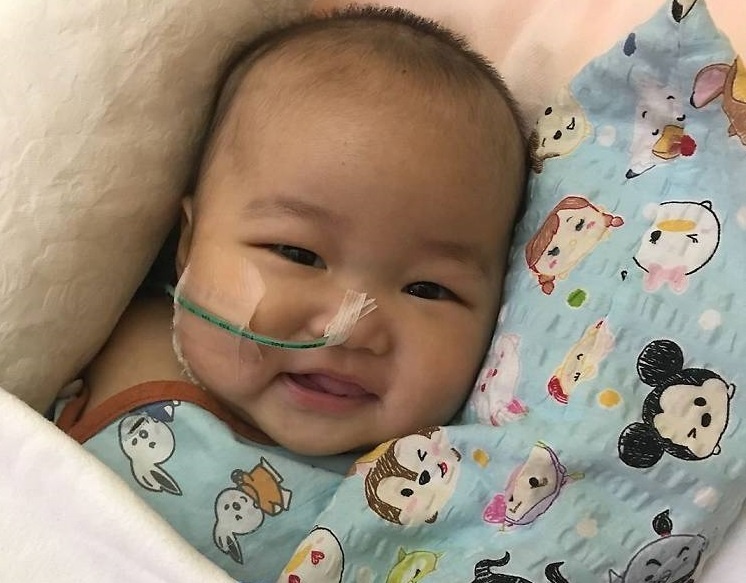 Nguoi phu nu xa la hien gan cuu song be 6 thang tuoi hinh anh