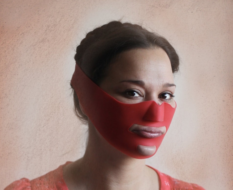 10 dung cu ky di de lam dep guong mat cua phu nu anh 1