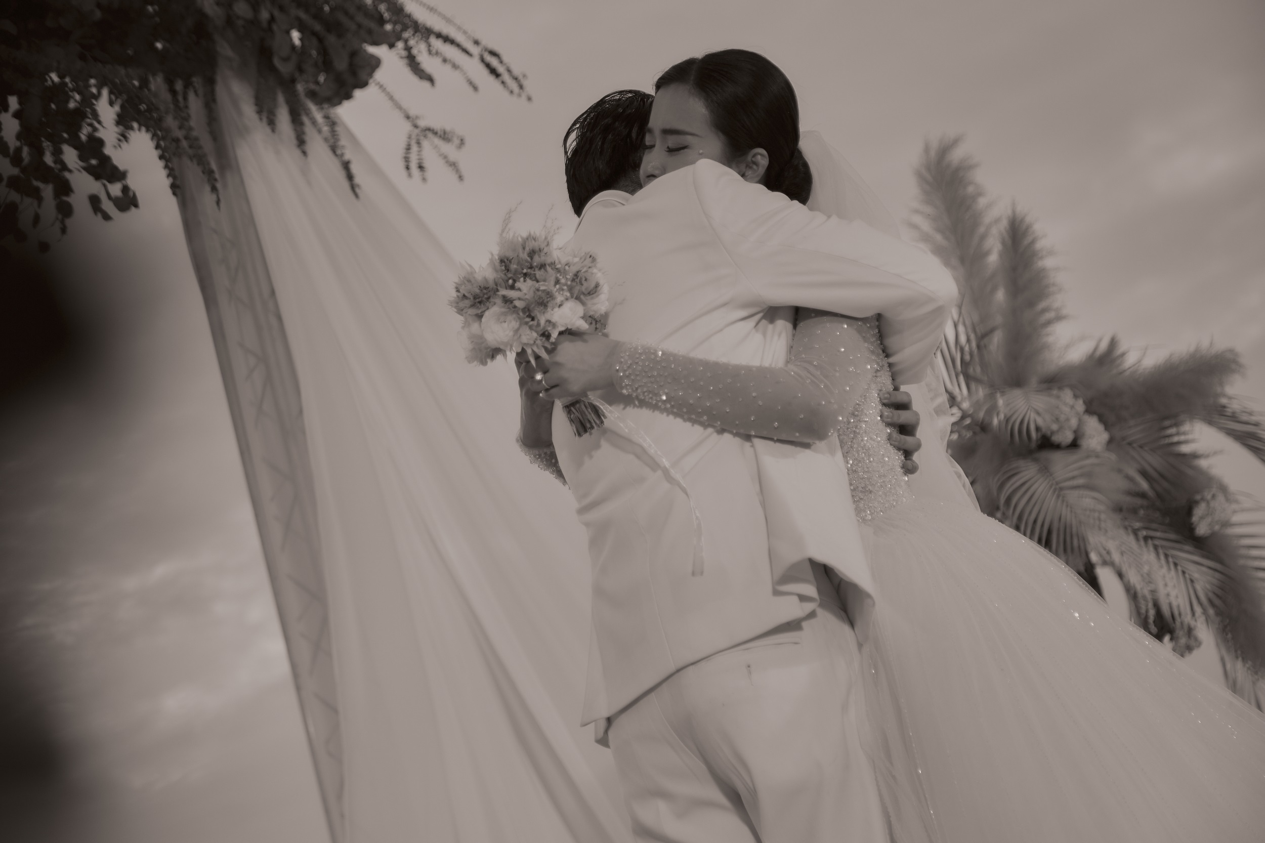 Dam cuoi Dong Nhi - Dong Cao Thang anh 7