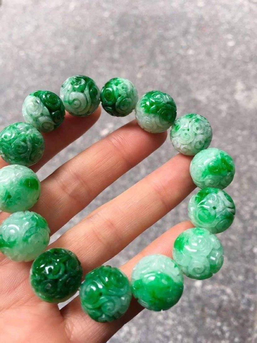 Ngọc Thiêng - Ngọc Phỉ Thúy ảnh 2 Ngoc Thieng - Ngoc Phi Thuy anh 2