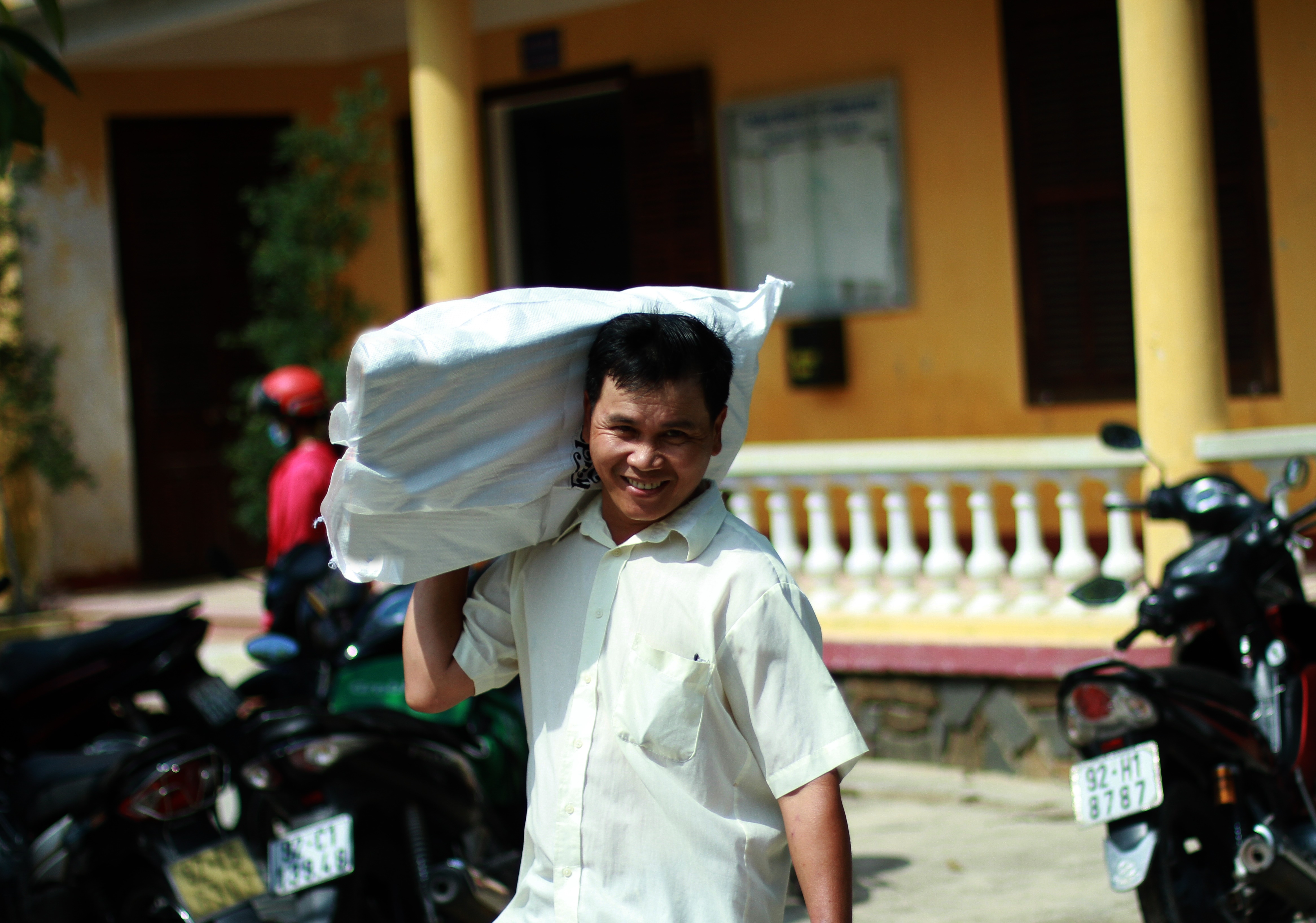 Luôn đồng hành cùng miền Trung yêu thương ảnh 1 Luon dong hanh cung mien Trung yeu thuong anh 1