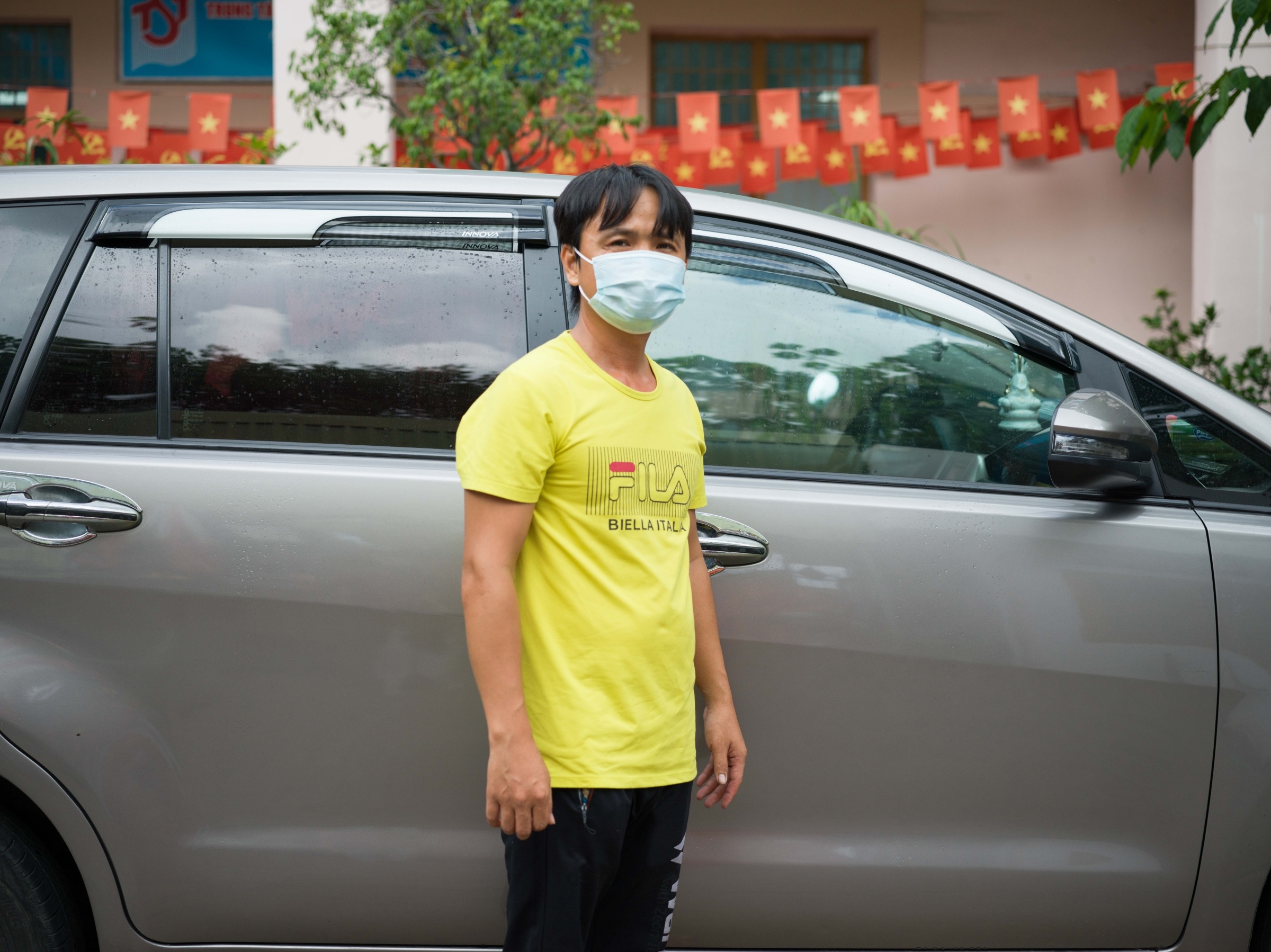 nhóm TNV tặng suất cơm miễn phí ảnh 11 nhom TNV tang suat com mien phi anh 11