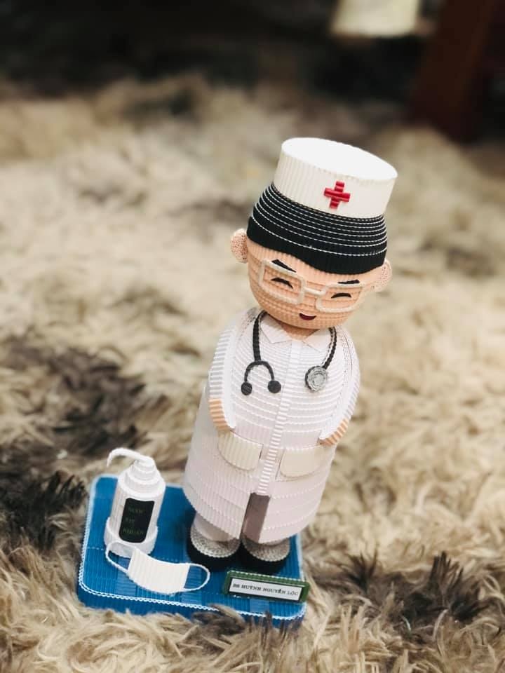 Người phụ nữ gấp giấy Kami ảnh 14 Nguoi phu nu gap giay Kami anh 14