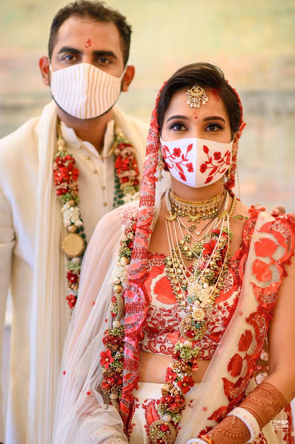 dam cuoi it nguoi do Covid-19 anh 2