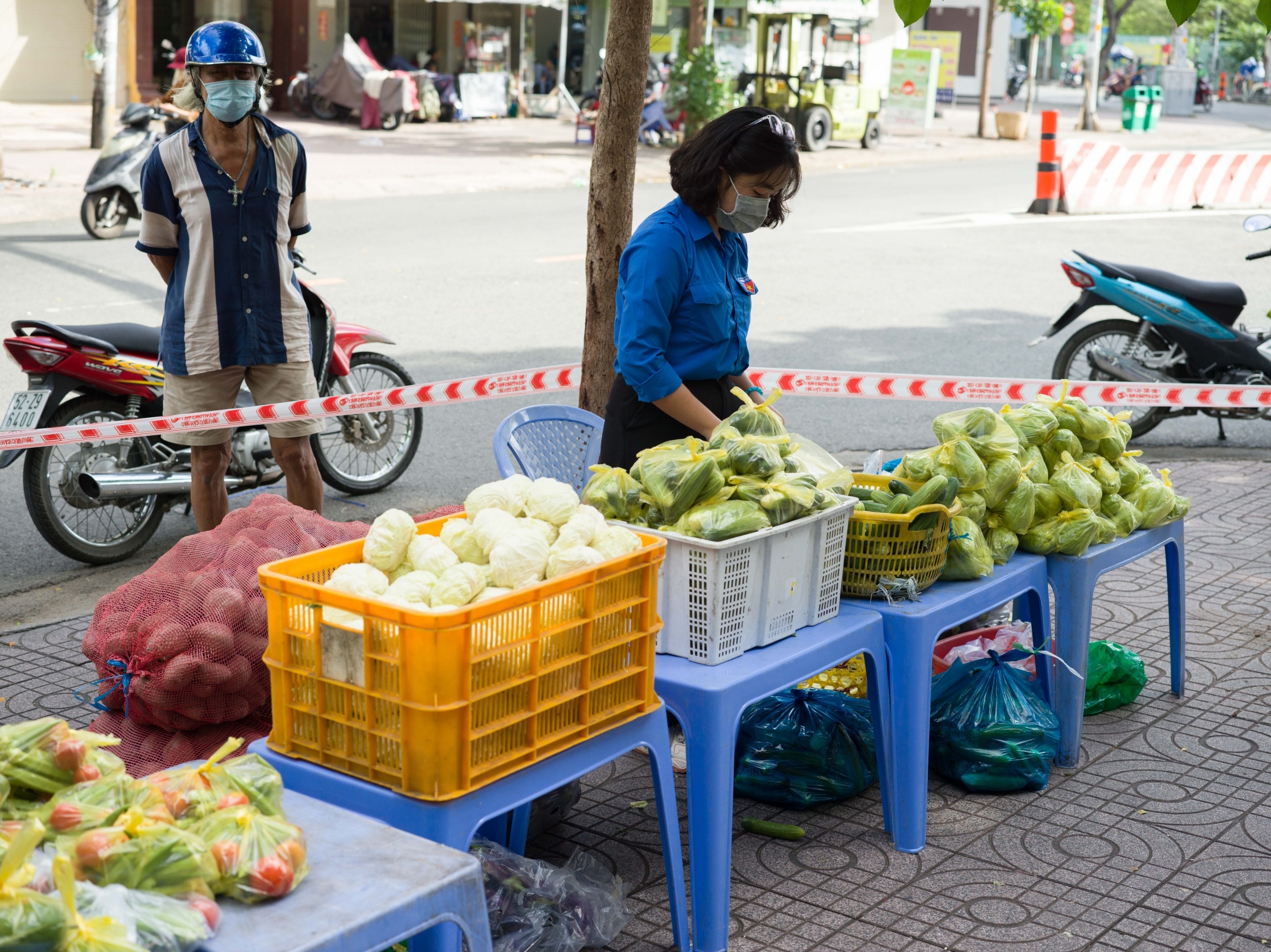 phiên chợ 0 đồng ở TP.HCM ảnh 2 phien cho 0 dong o TP.HCM anh 2