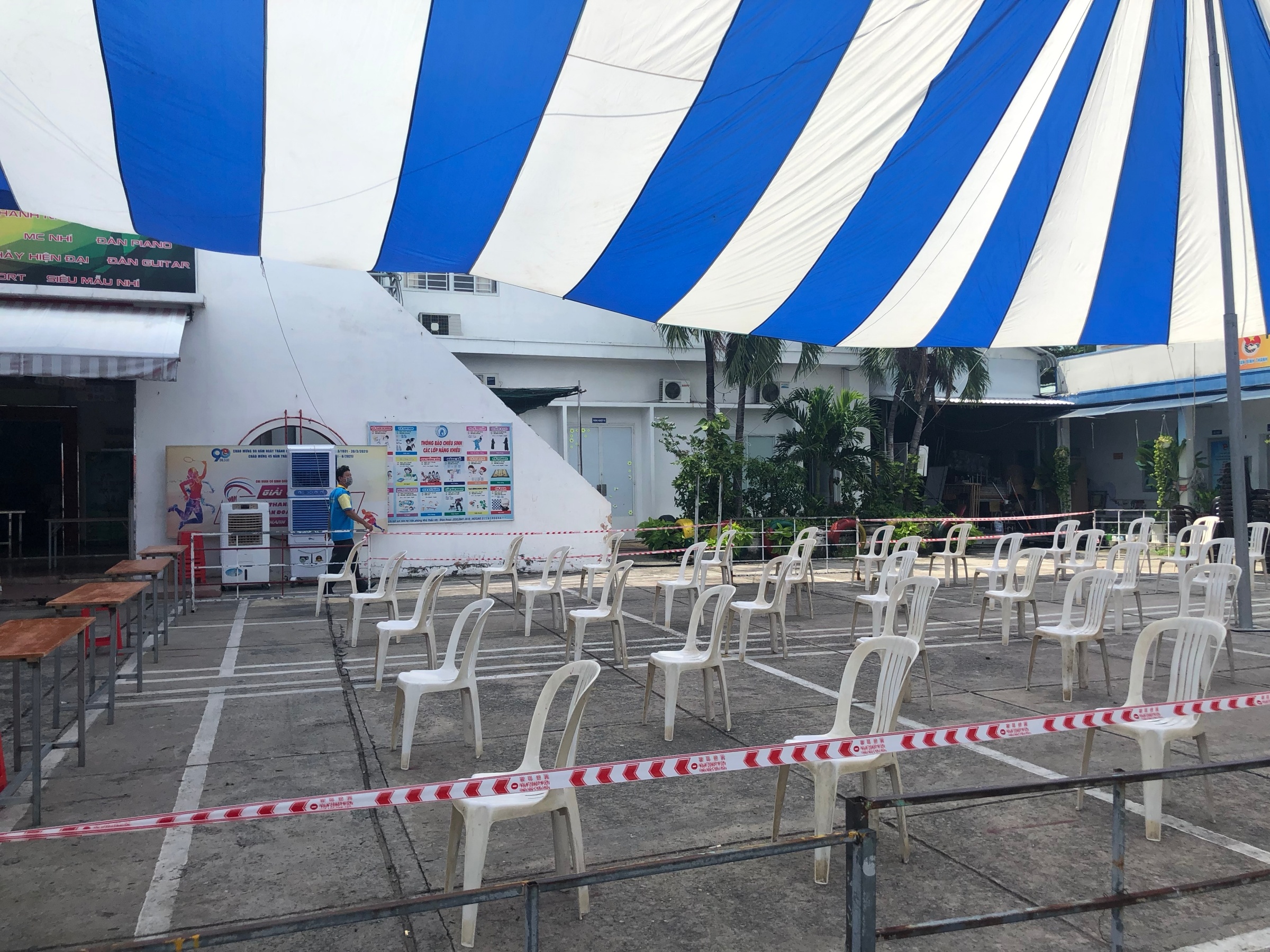 tu lanh cong dong tai TP.HCM anh 3