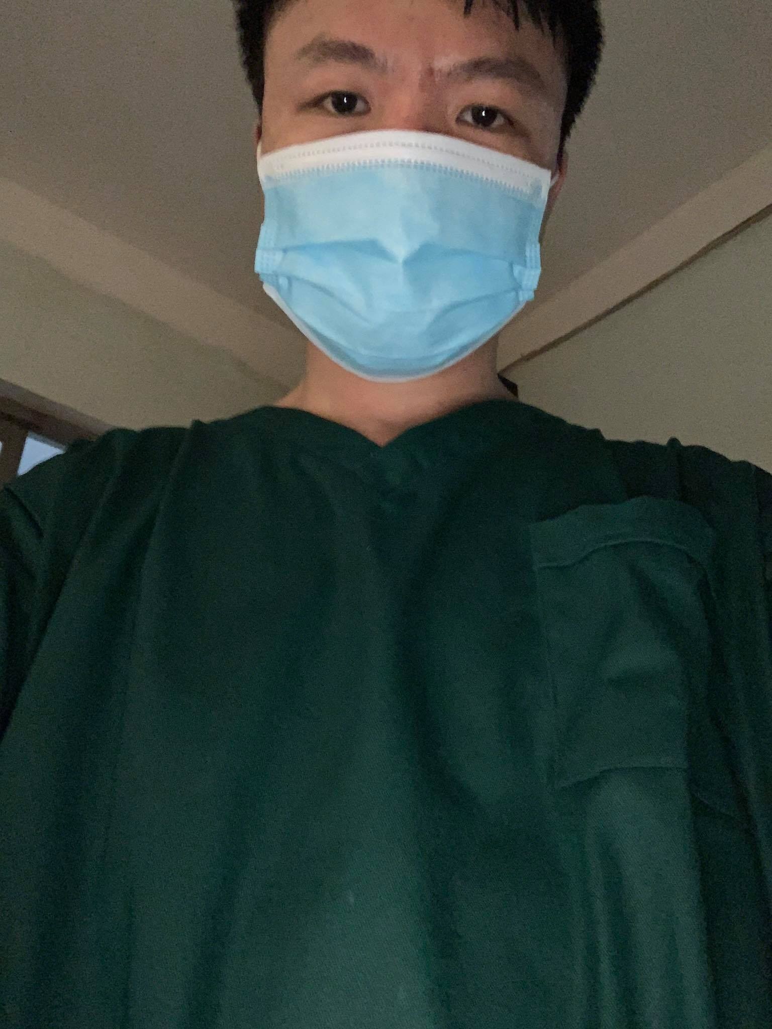 bac si xa nha chong dich anh 1