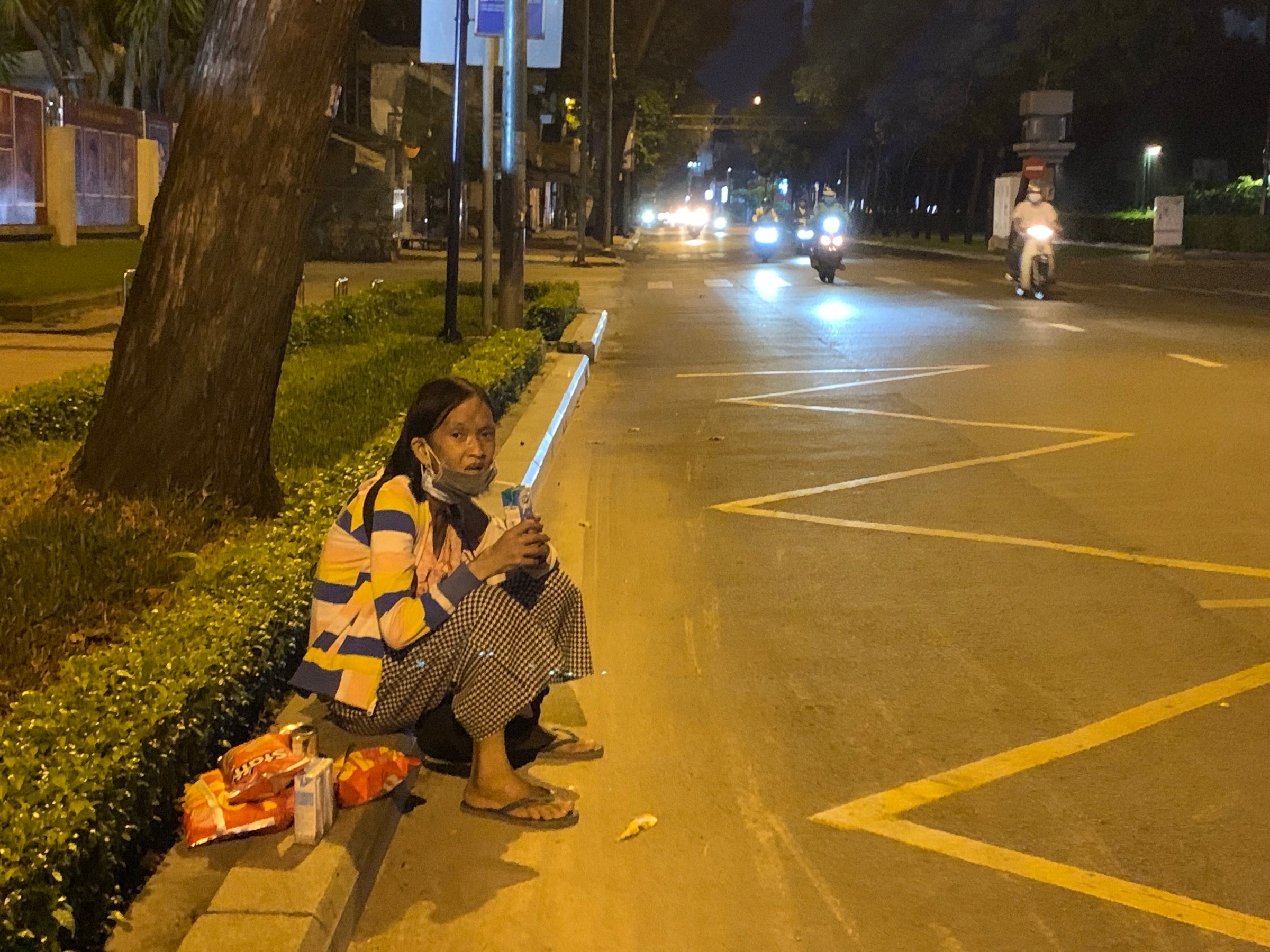 người vô gia cư giữa Chỉ thị 16 ảnh 8 nguoi vo gia cu giua Chi thi 16 anh 8