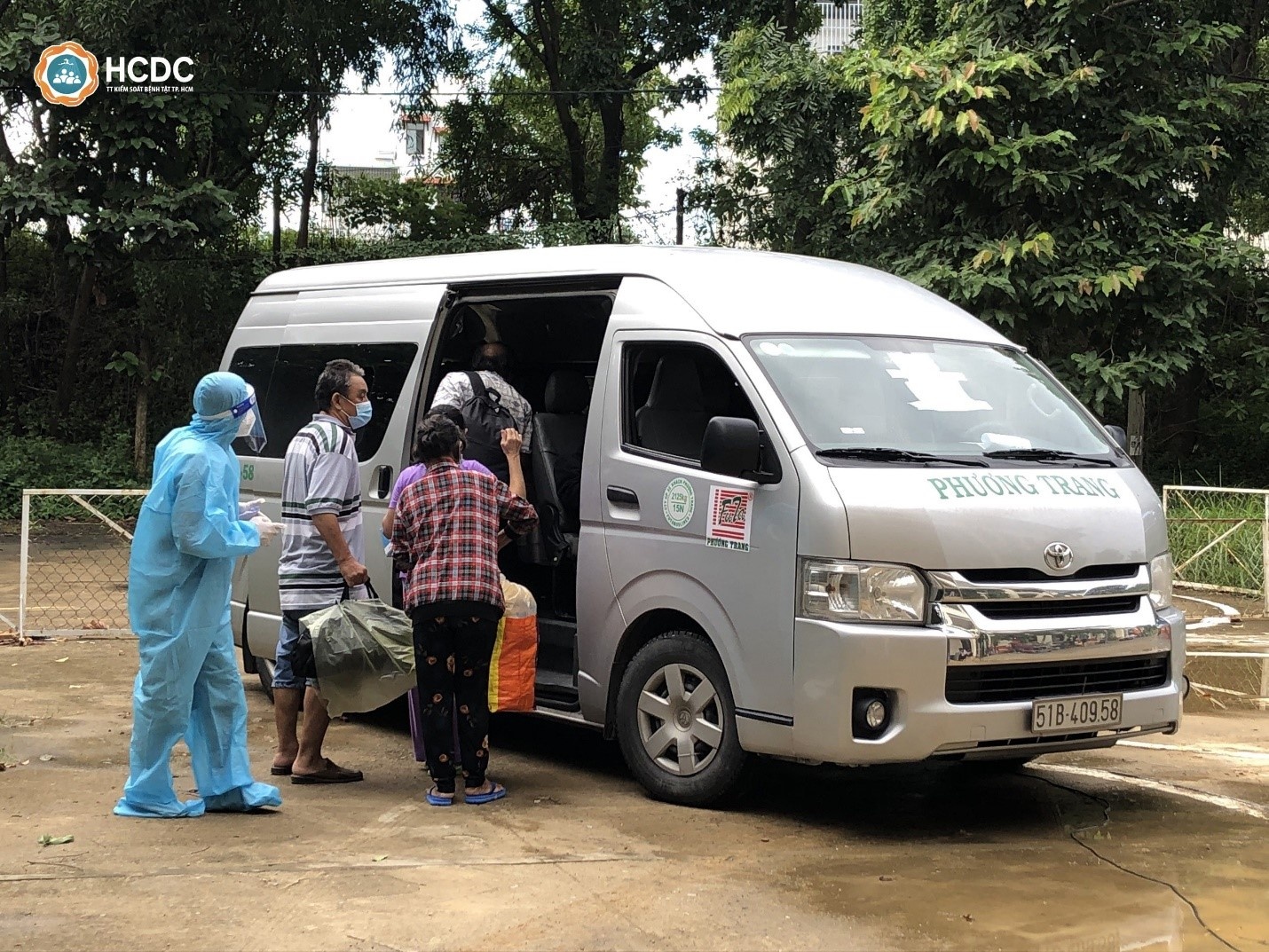 benh nhan dieu tri thanh cong Covid-19 anh 2