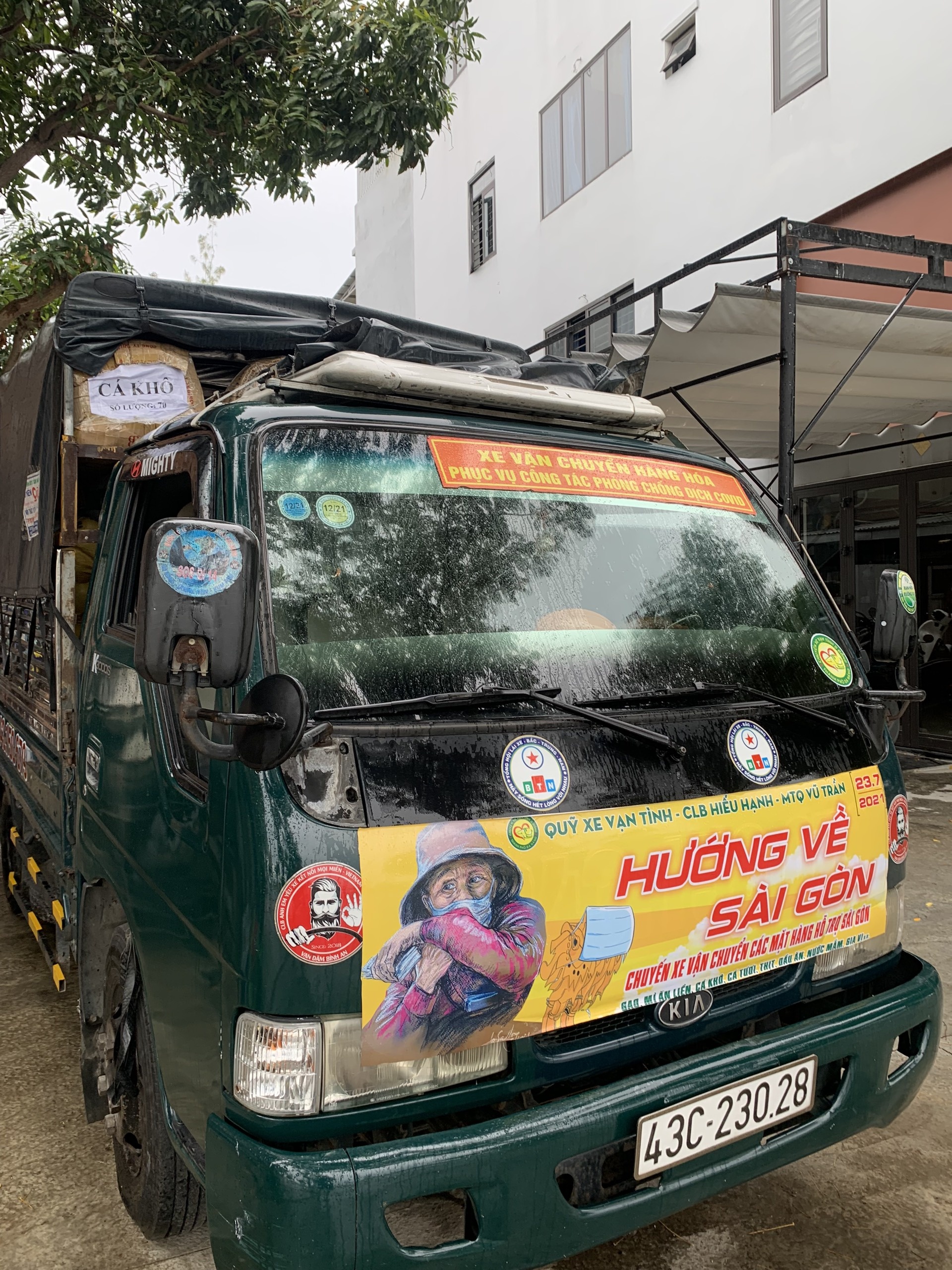 cứu hộ xe máy cho người dân hồi hương ảnh 15 cuu ho xe may cho nguoi dan hoi huong anh 15