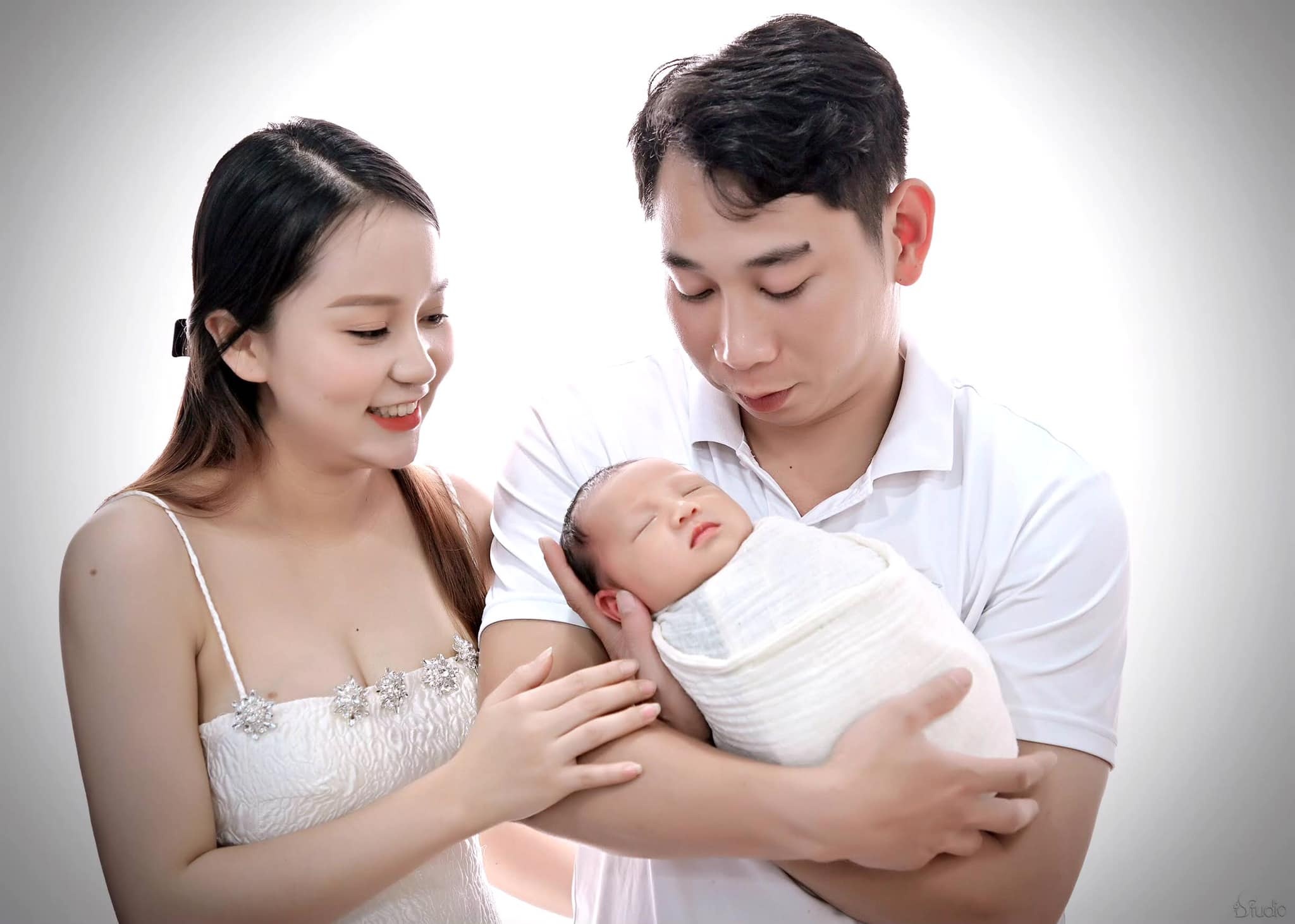 Cô gái cưới anh CSGT ảnh 3 Co gai cuoi anh CSGT anh 3