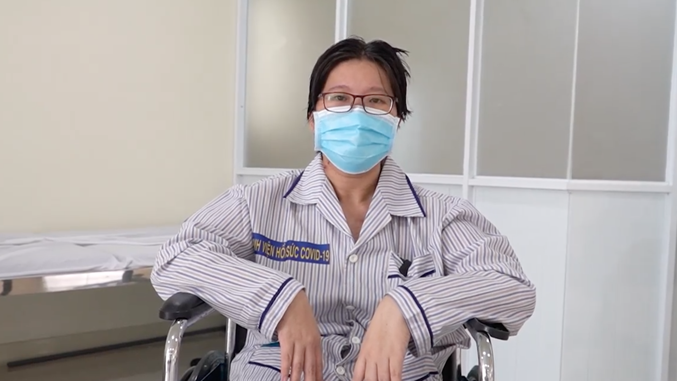 F0 o TP.HCM ngay xuat vien: 'Cam on vi da cuu song toi va con' hinh anh