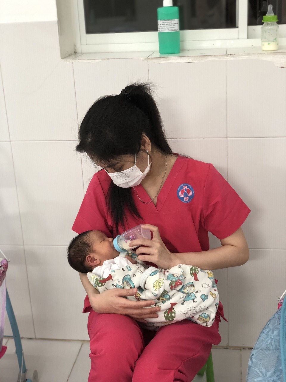 nữ tiếp viên ảnh 1 nu tiep vien anh 1