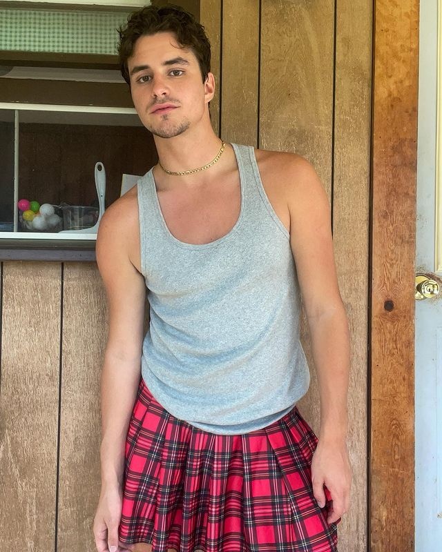 nam giới yêu thích mặc váy ảnh 2 nam gioi yeu thich mac vay anh 2