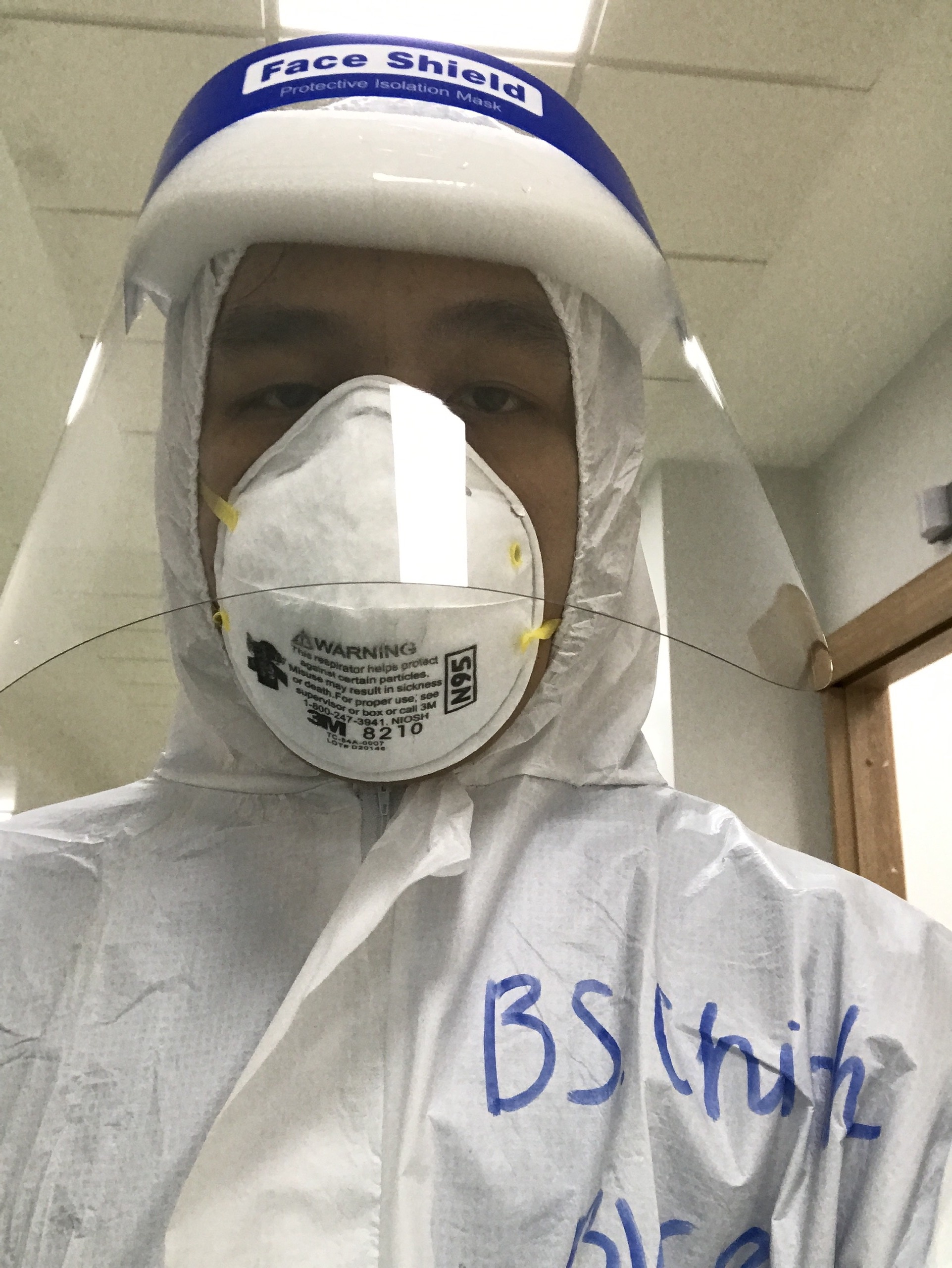 bac si tai Benh vien hoi suc Covid-19 anh 3